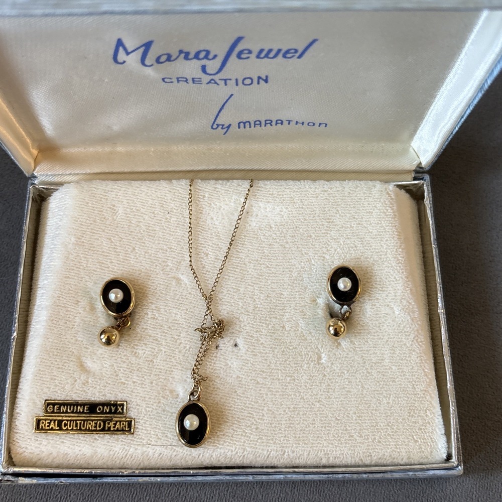 MARATHON JEWELRY 12KT FILLED ONYX PEARL NECKLACE Plus Earrings Original Box
